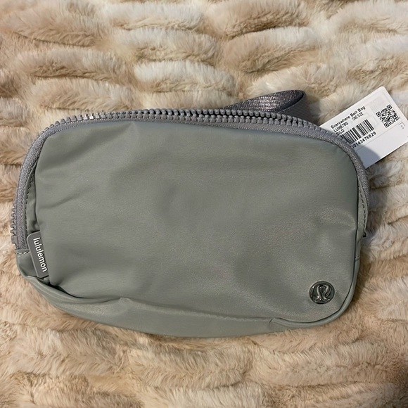 lululemon athletica Handbags - NWT lululemon belt bag